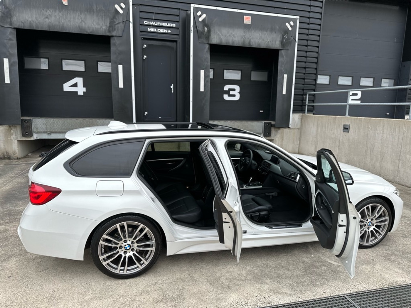 Foto van BMW 320i