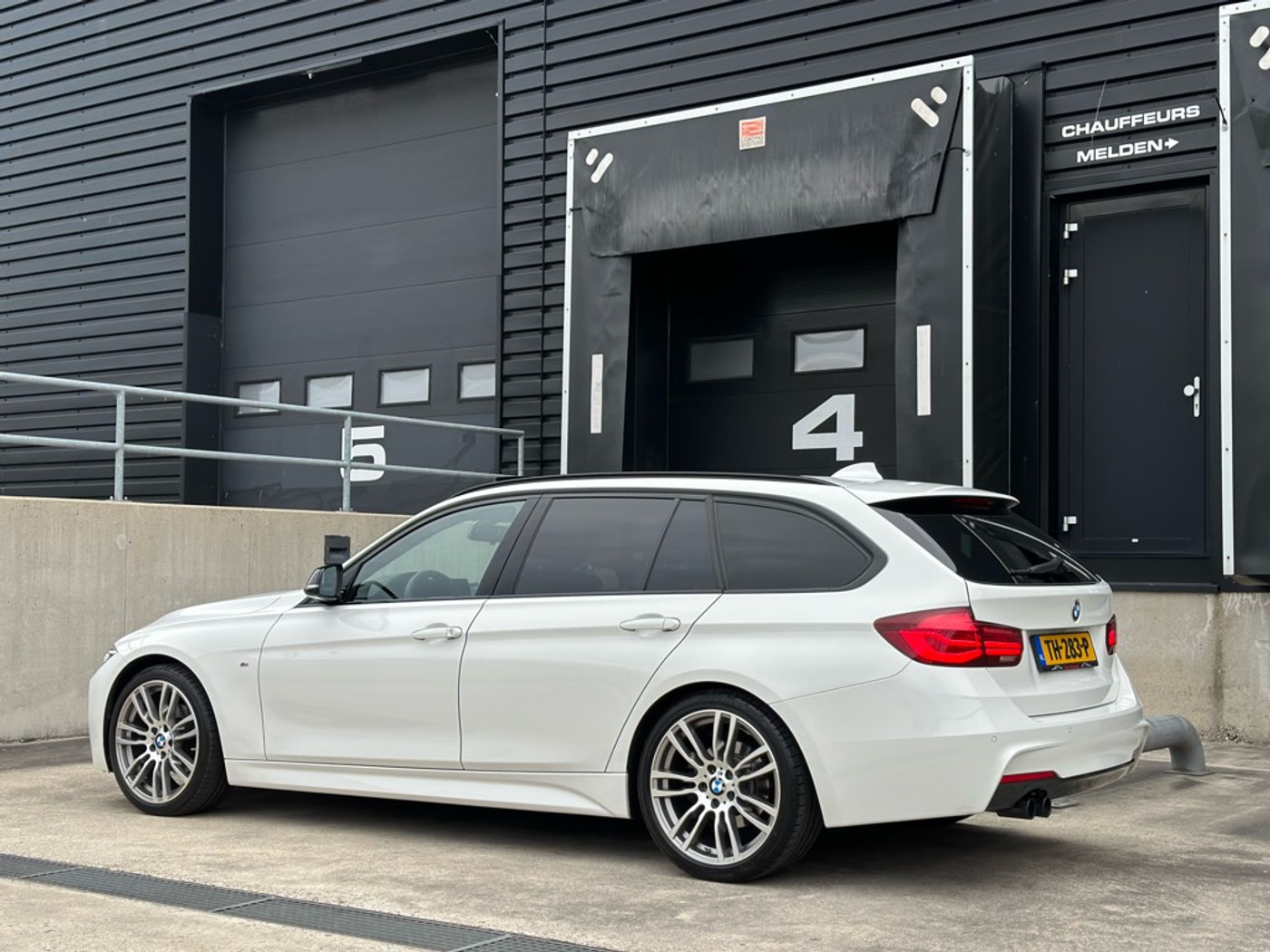 Foto van BMW 320i