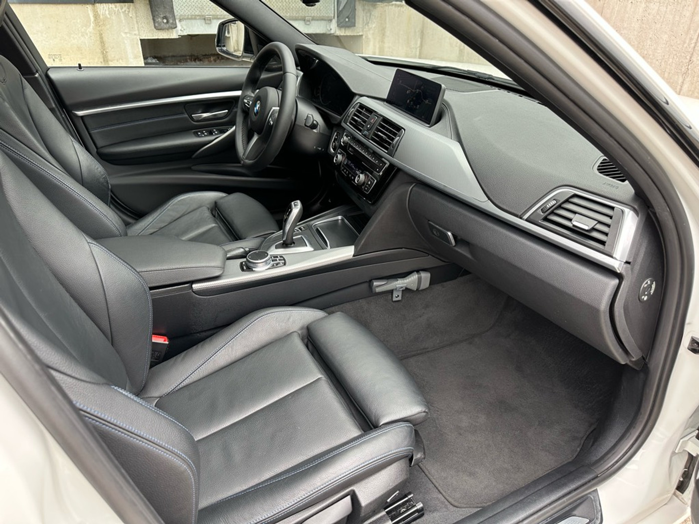 Foto van BMW 320i