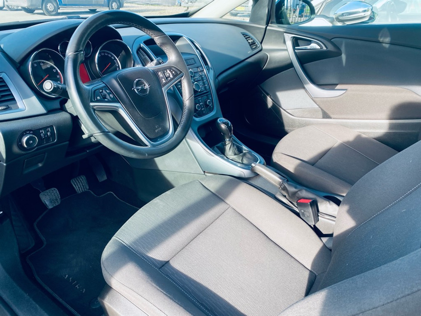 Foto van Opel Astra GTC