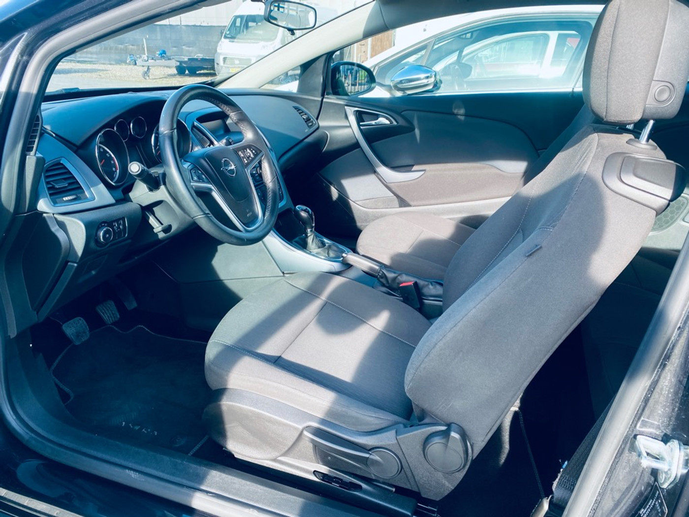 Foto van Opel Astra GTC