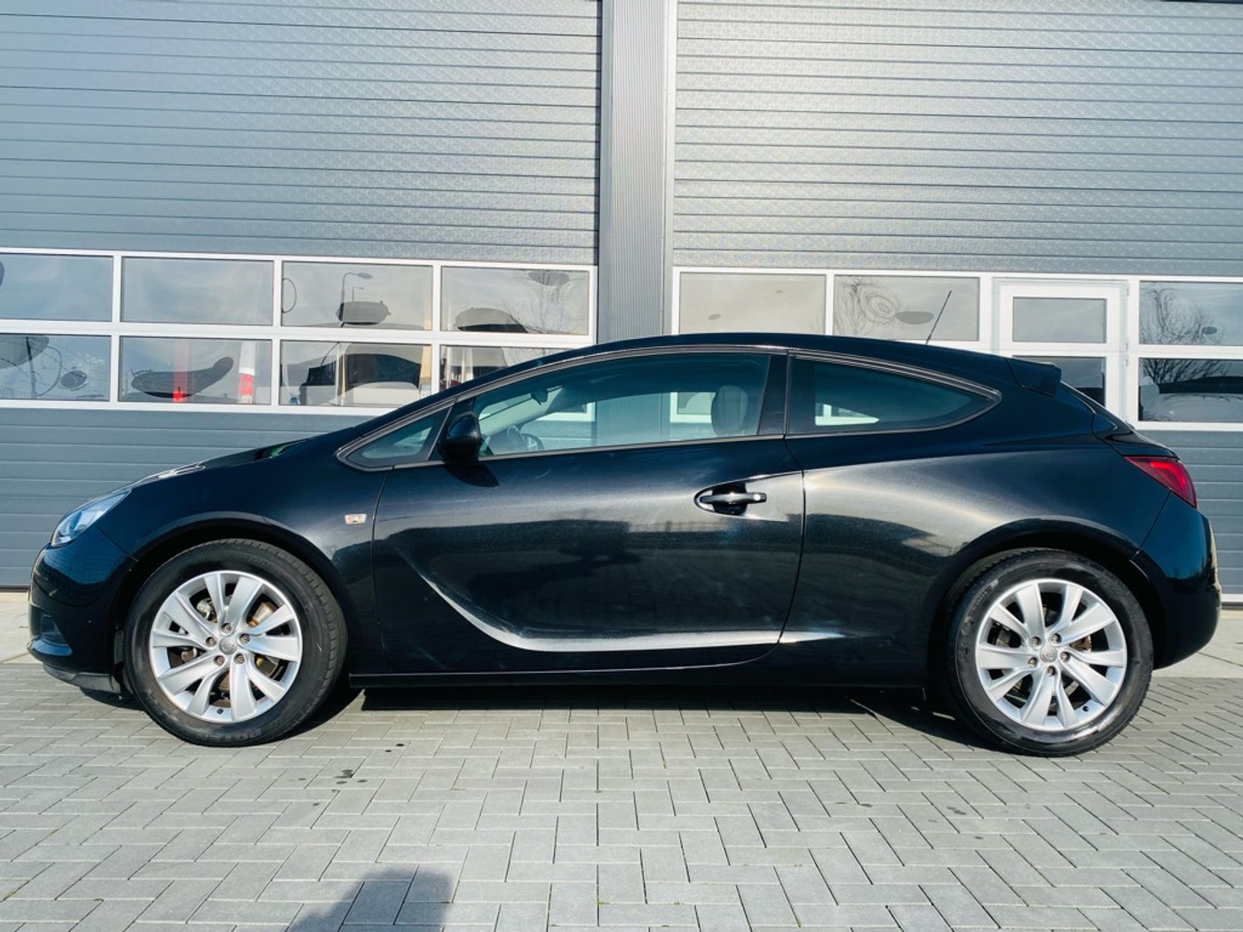 Foto van Opel Astra GTC