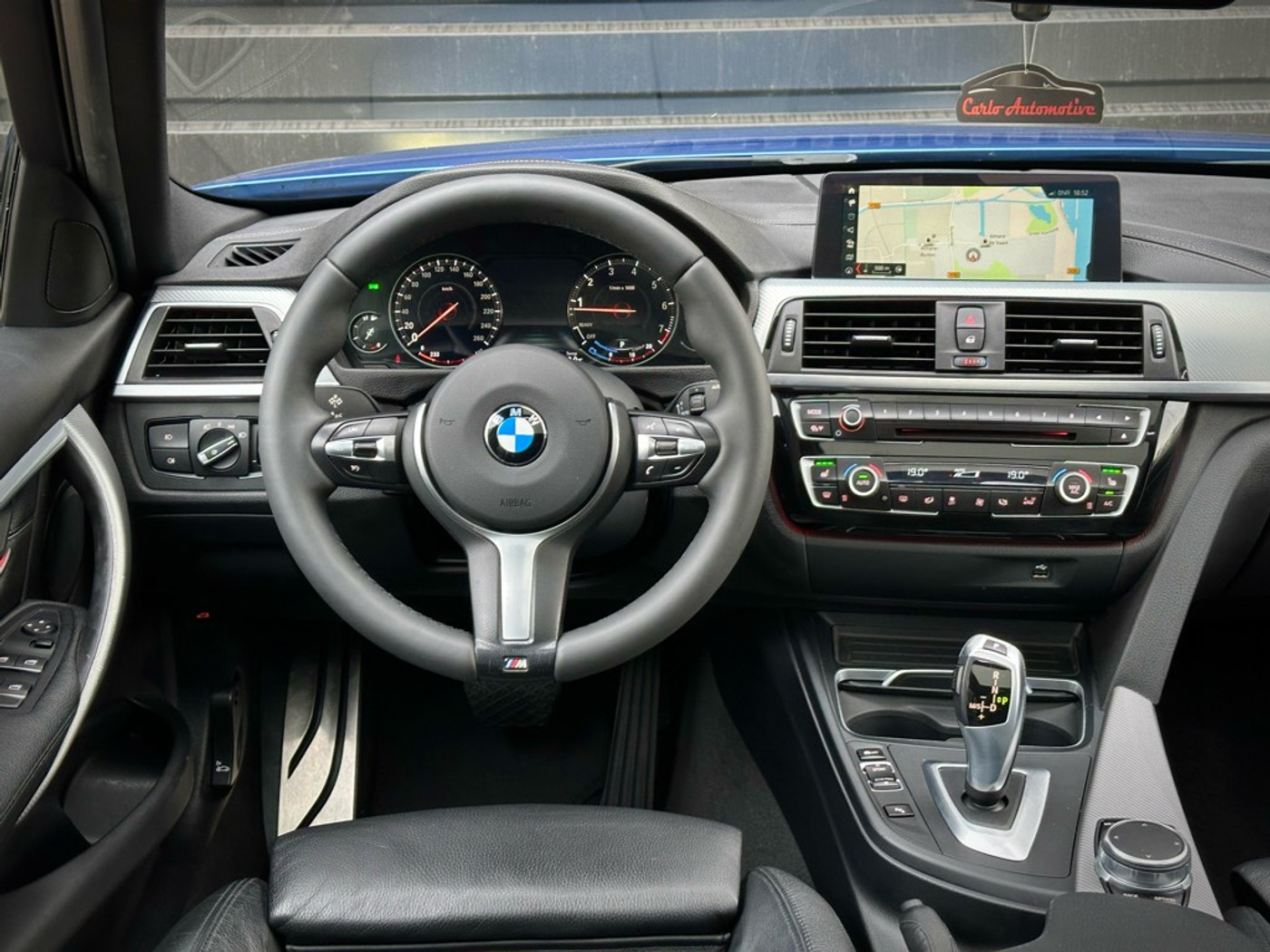 Foto van BMW 320i