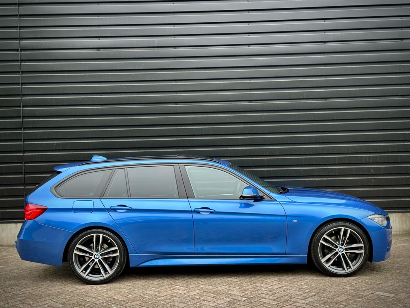 Foto van BMW 320i