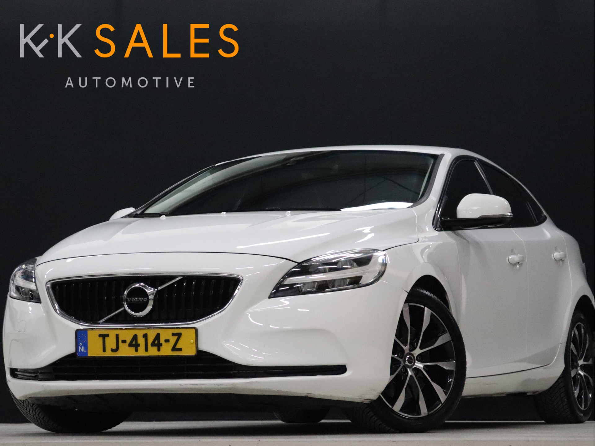 Volvo V40 1.5 T3 Dynamic Edition 2018 - voorkant