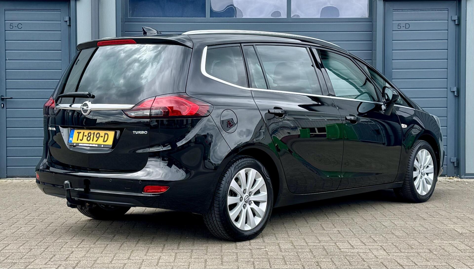 Foto van Opel Zafira Tourer