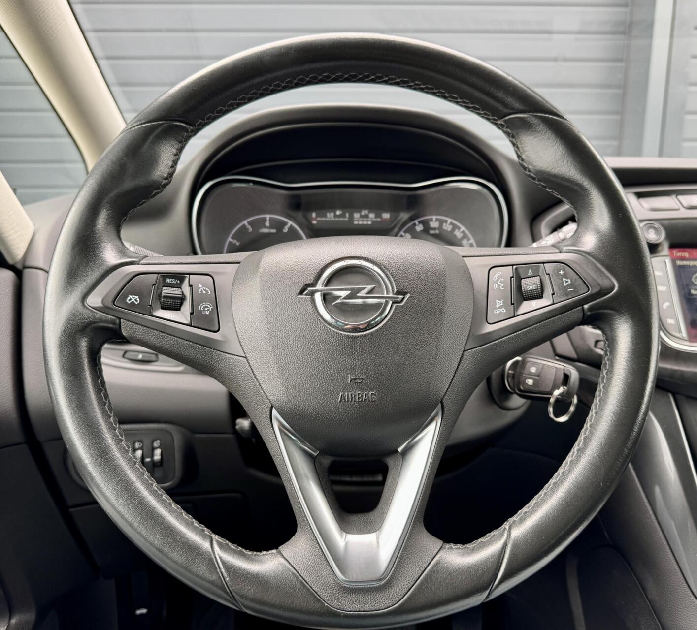 Foto van Opel Zafira Tourer