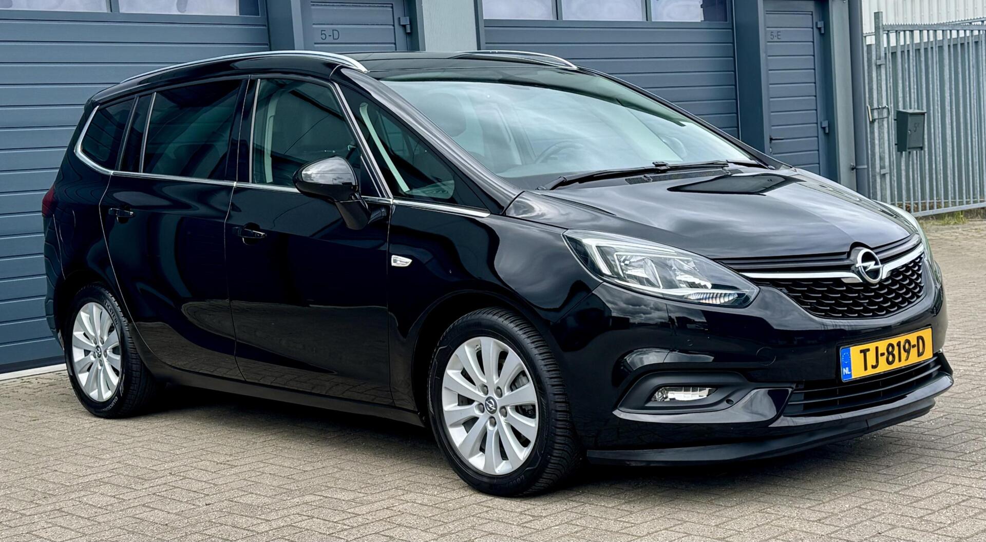 Foto van Opel Zafira Tourer