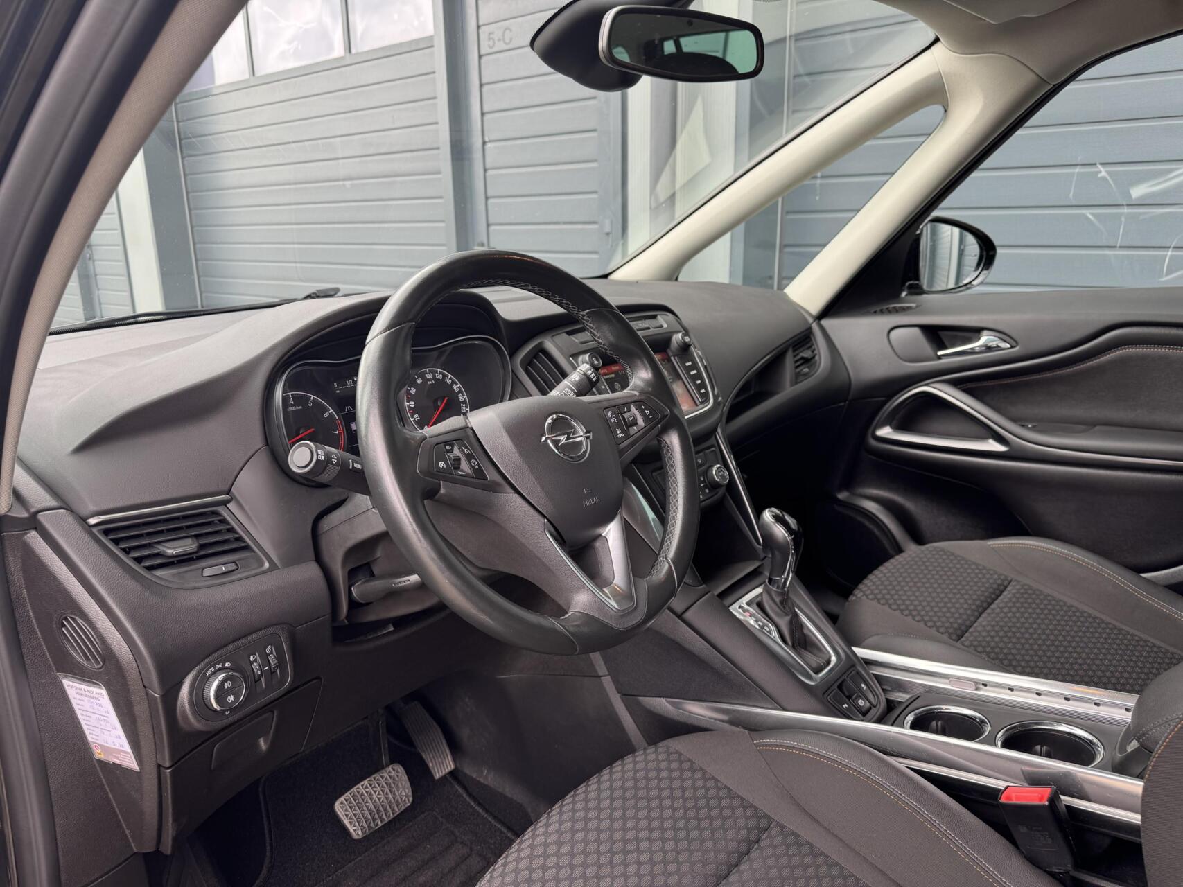 Foto van Opel Zafira Tourer