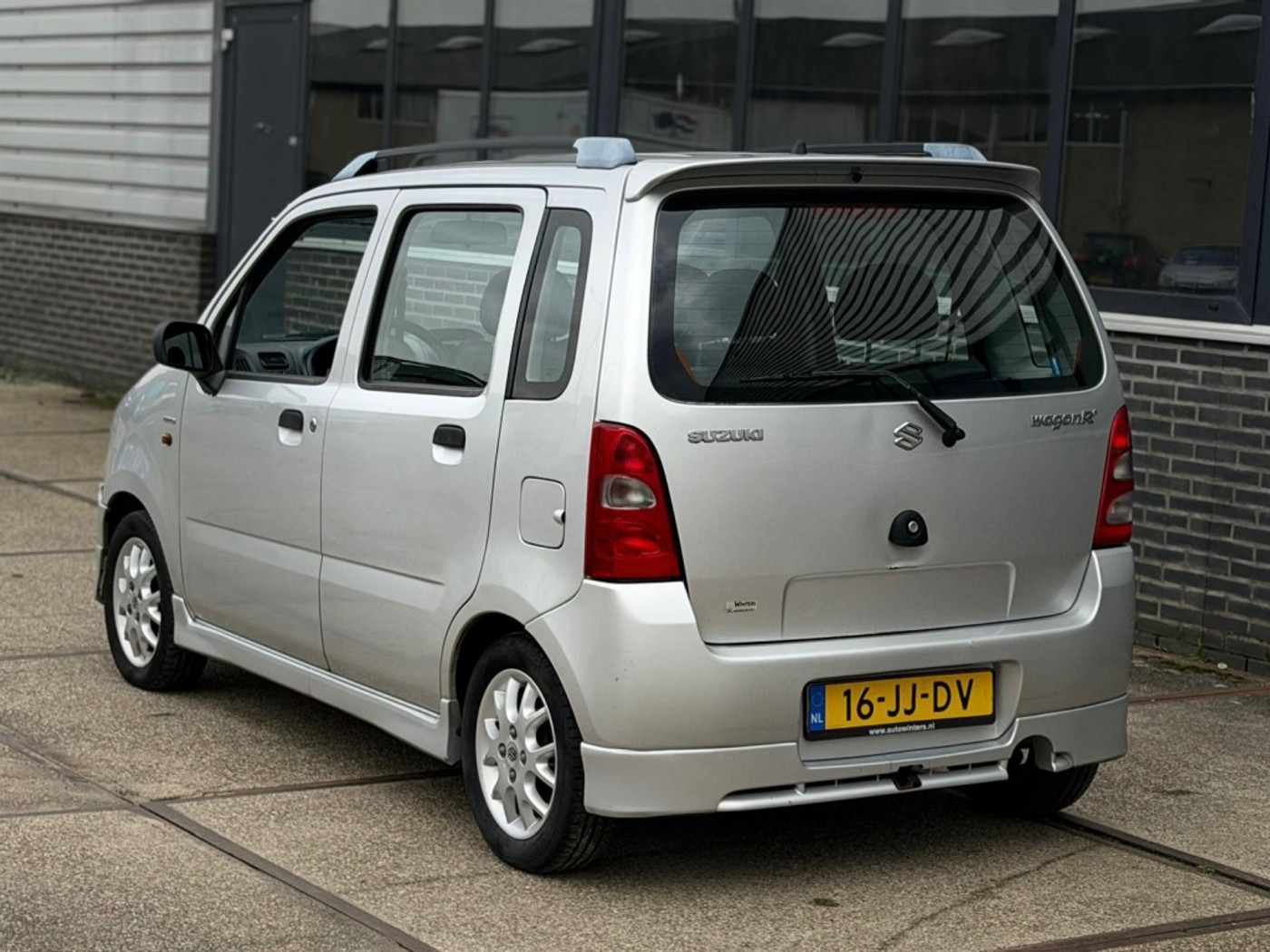 Foto van Suzuki Wagon R