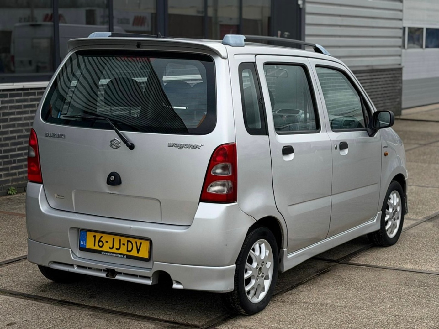 Foto van Suzuki Wagon R