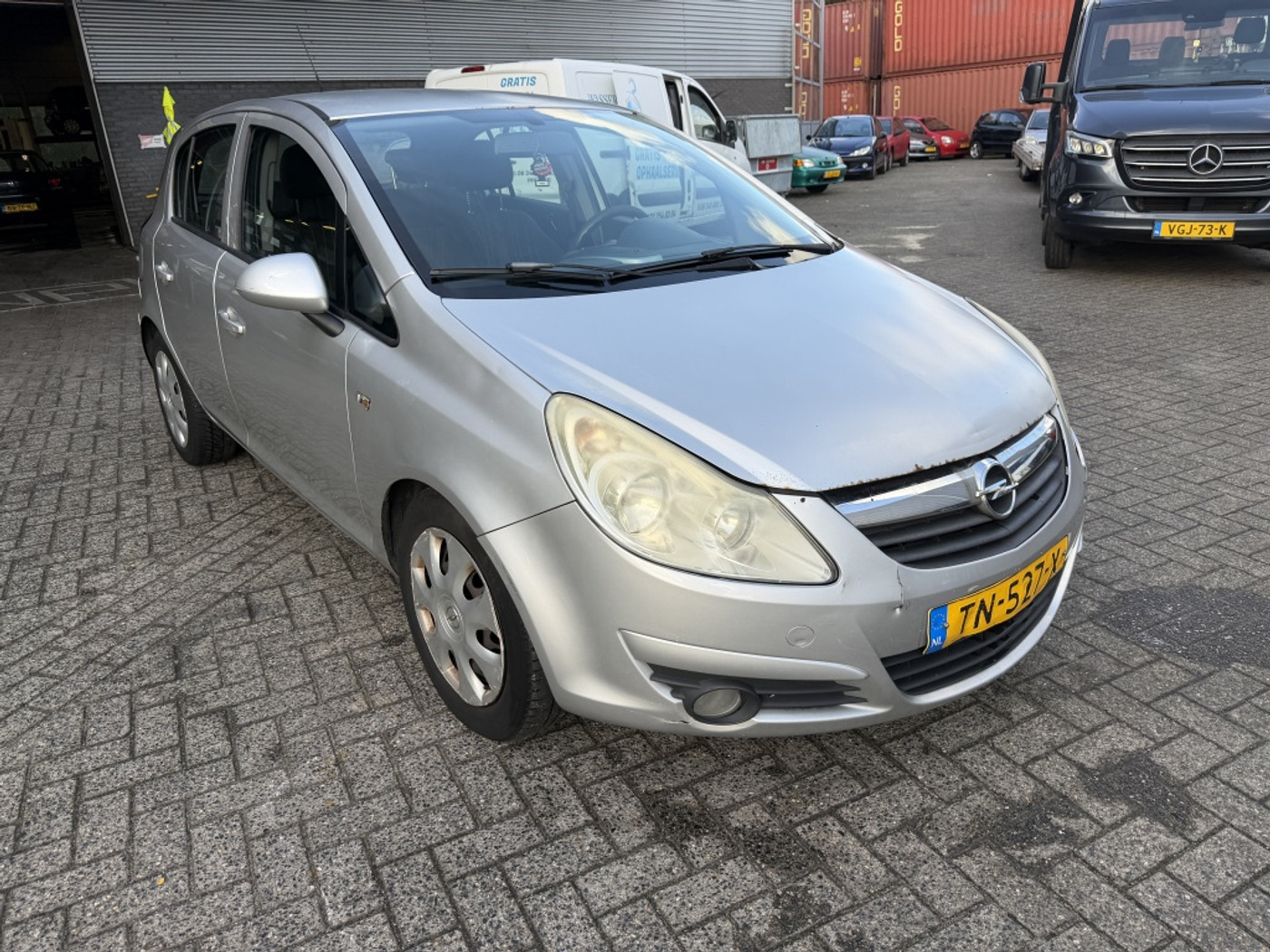 Opel Corsa 1.3 CDTi Business 2009 - voorkant