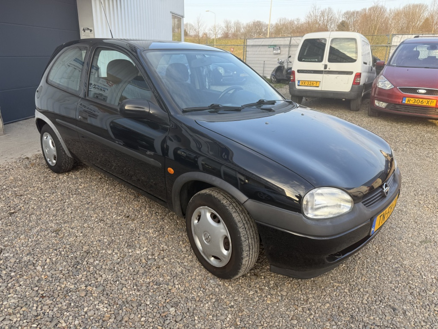 Foto van Opel Corsa-b