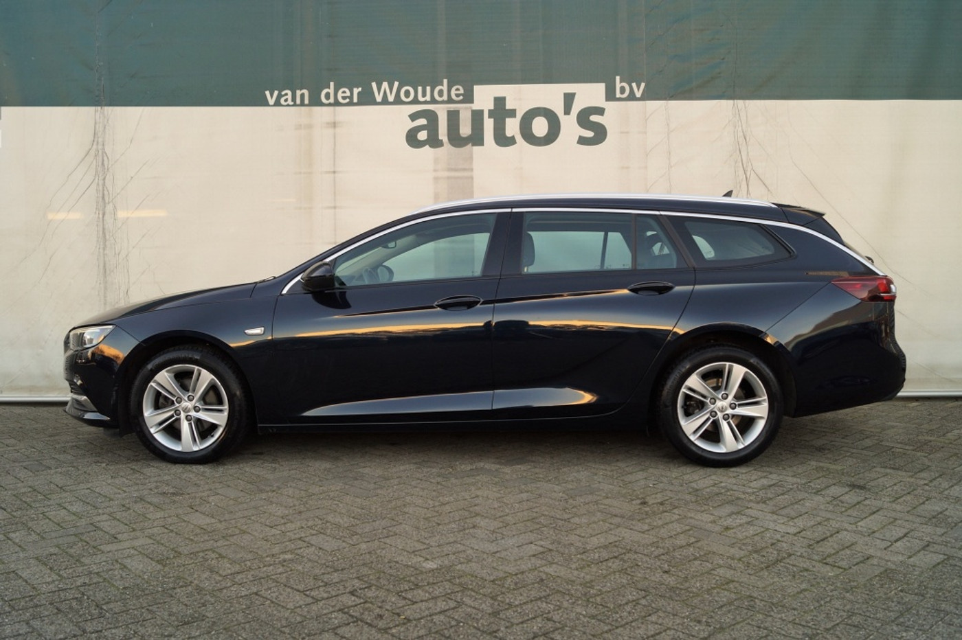 Opel Insignia Sports Tourer Sports Tourer 1.6 CDTI 110pk Business Executive 2018 - voorkant