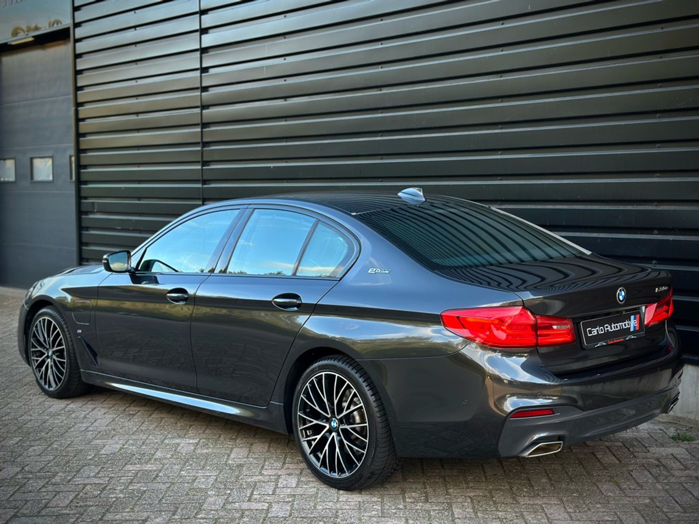 Foto van BMW 530e Iperformance