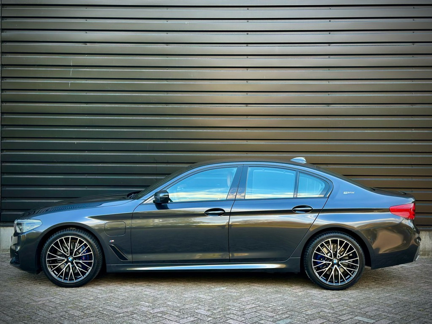 Foto van BMW 530e Iperformance