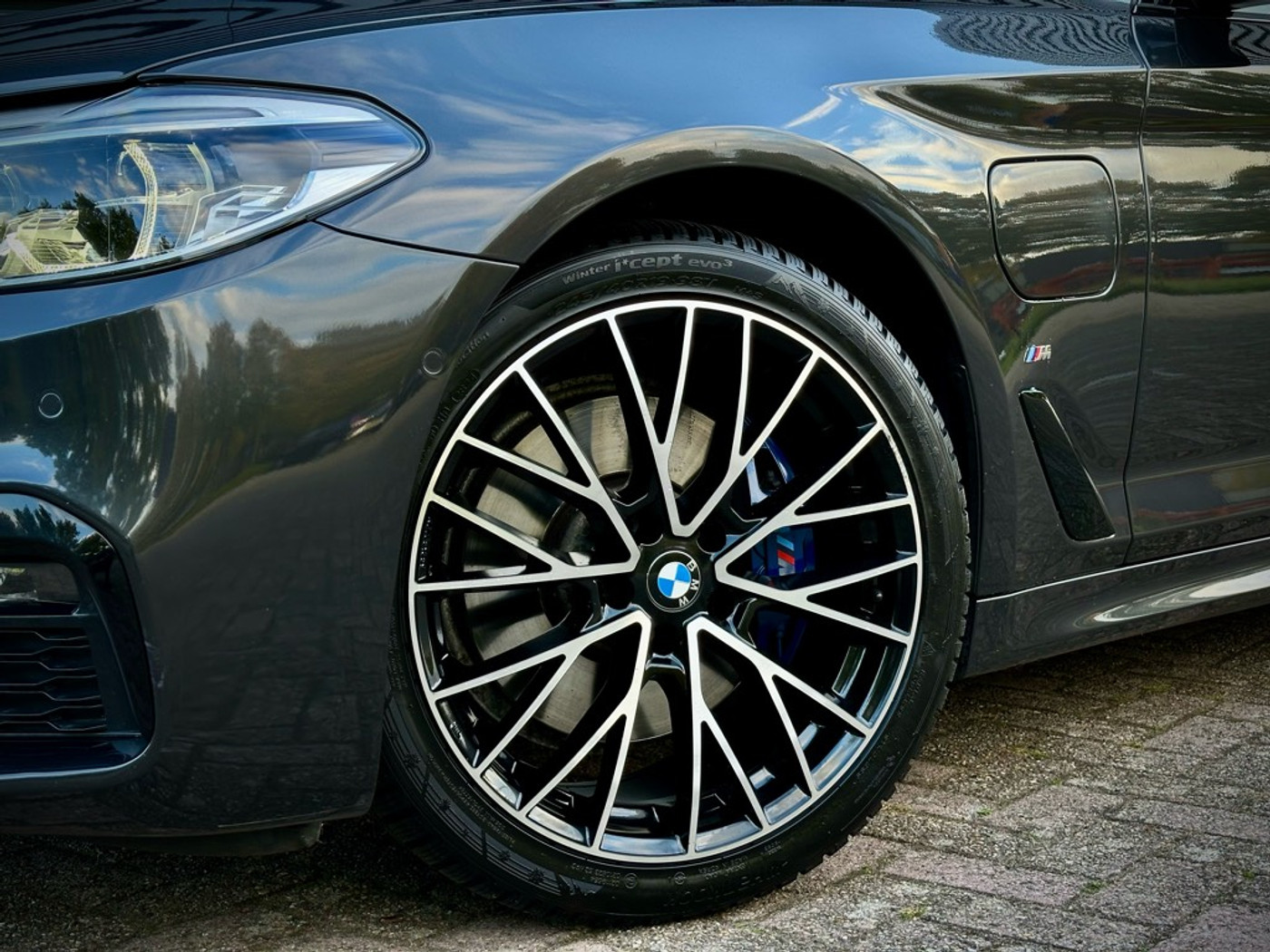 Foto van BMW 530e Iperformance