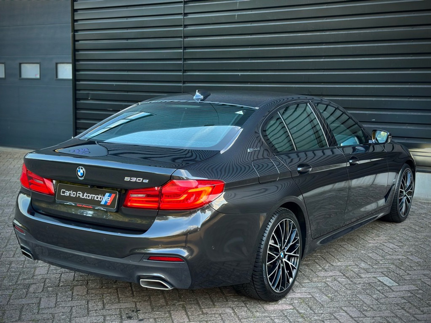 Foto van BMW 530e Iperformance