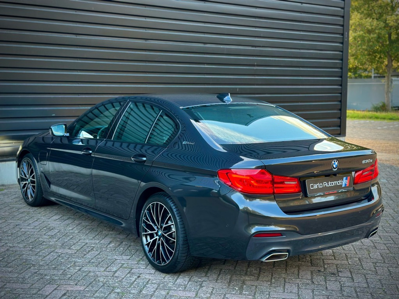 Foto van BMW 530e Iperformance