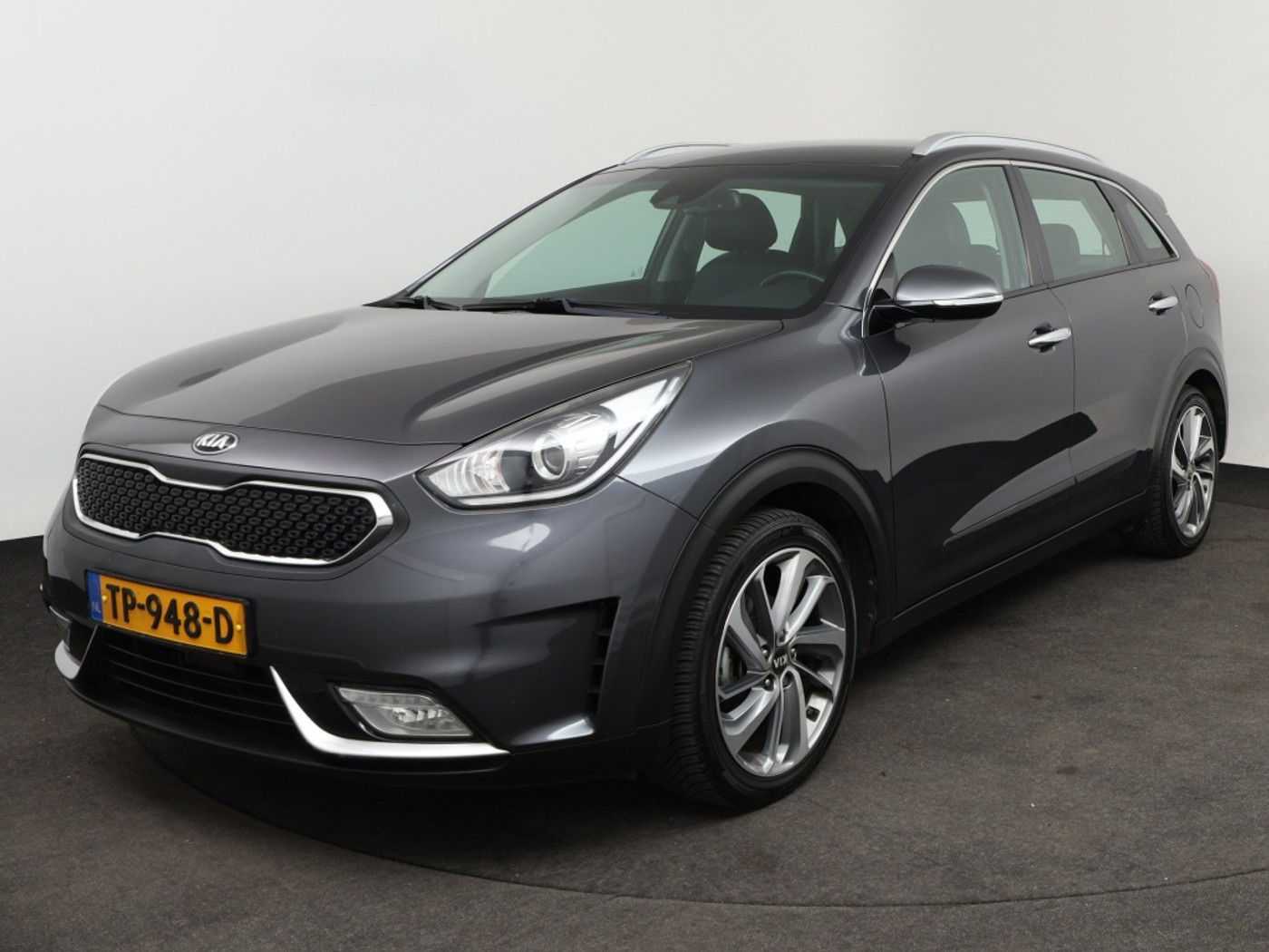 Kia Niro 1.6 GDi Hybrid DynamicLine | Trekhaak • CarPlay • Camera • Clima 2018 - voorkant
