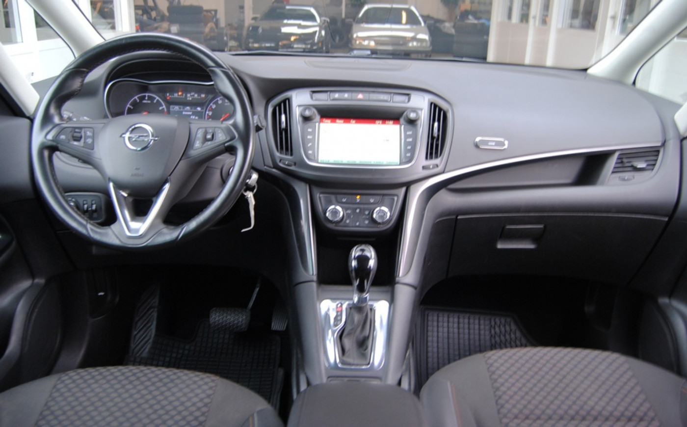 Foto van Opel Zafira
