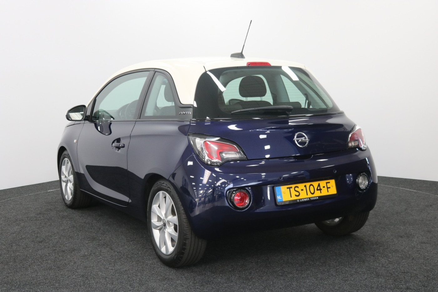 Foto van Opel Adam
