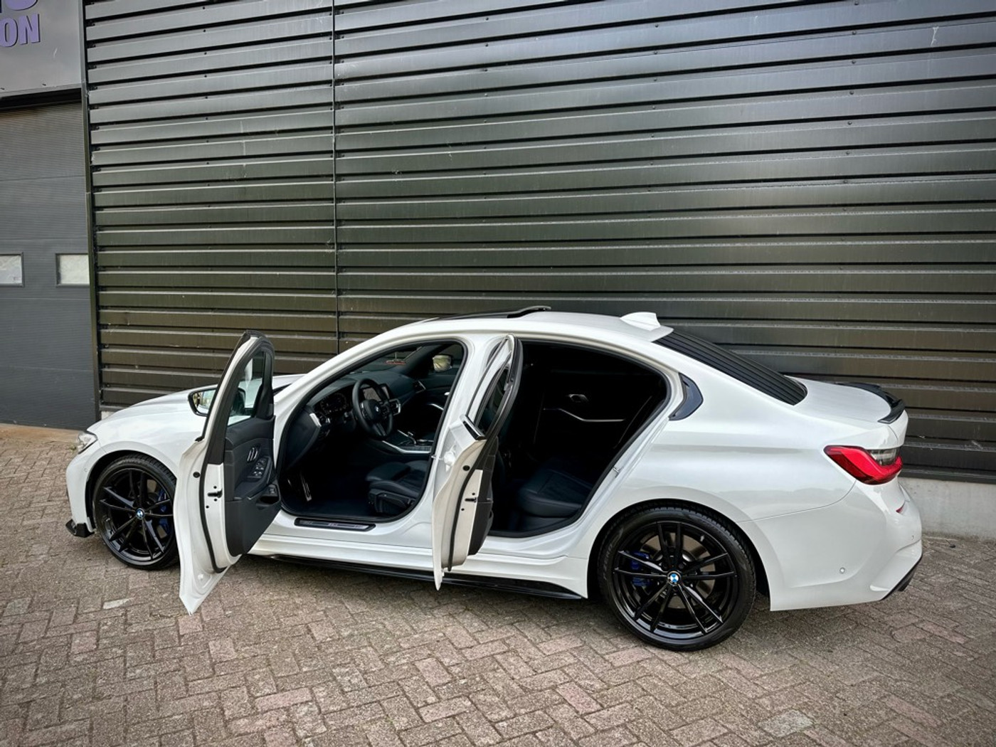 Foto van BMW 330i