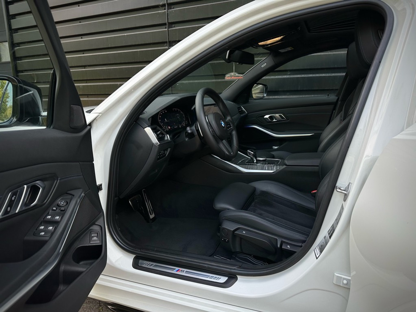 Foto van BMW 330i