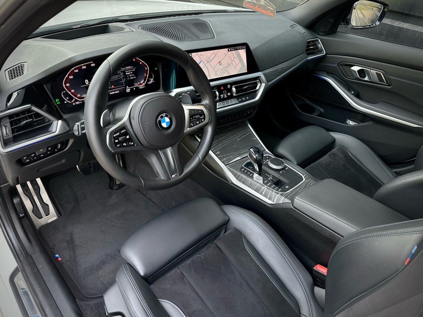 Foto van BMW 330i