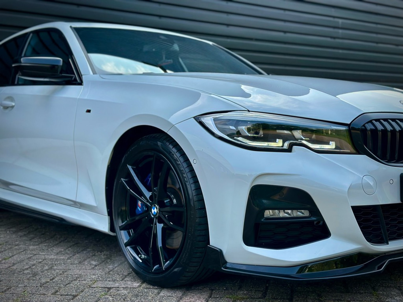 Foto van BMW 330i