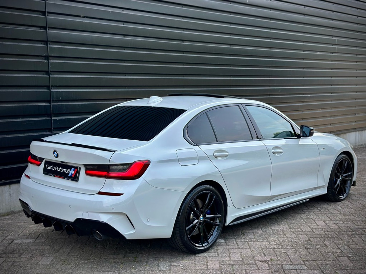 Foto van BMW 330i
