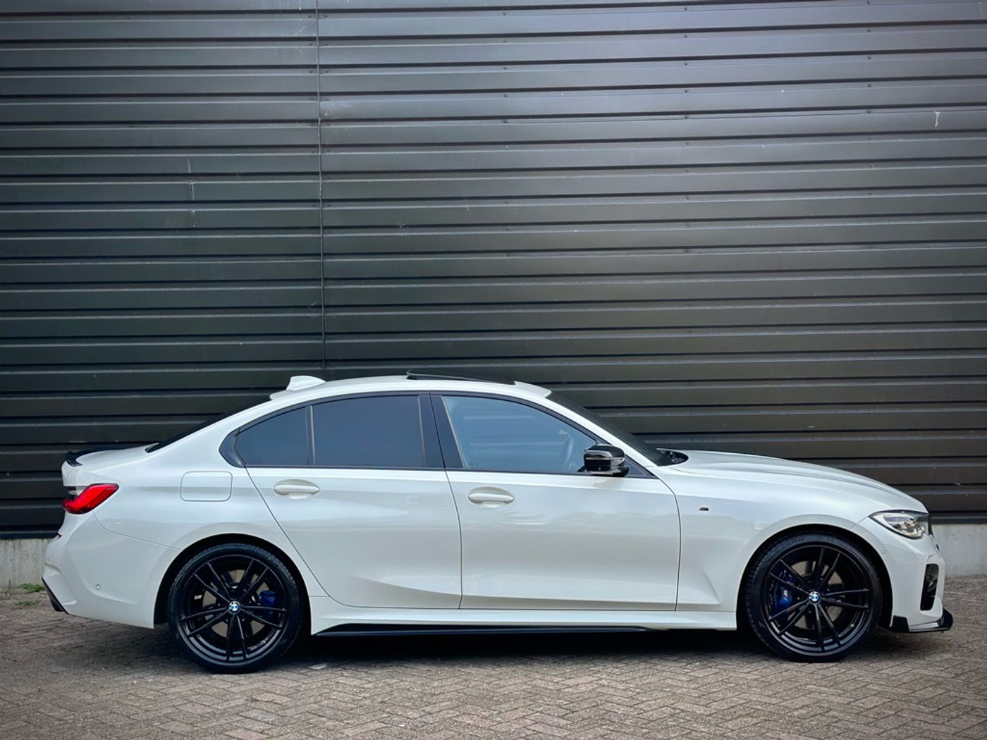 Foto van BMW 330i