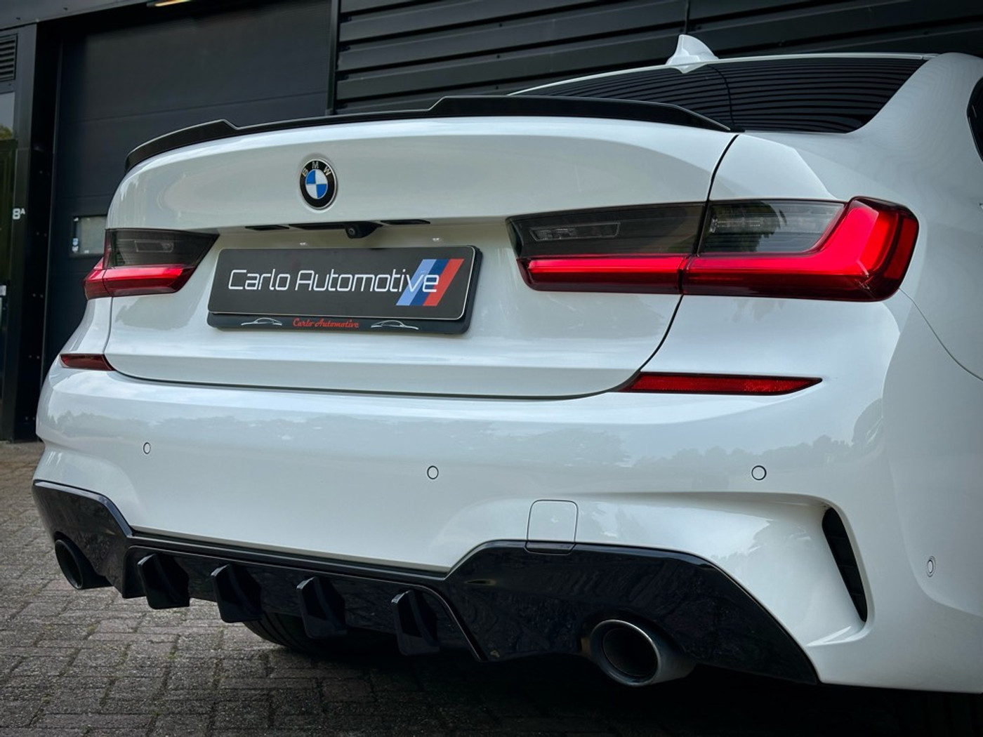 Foto van BMW 330i