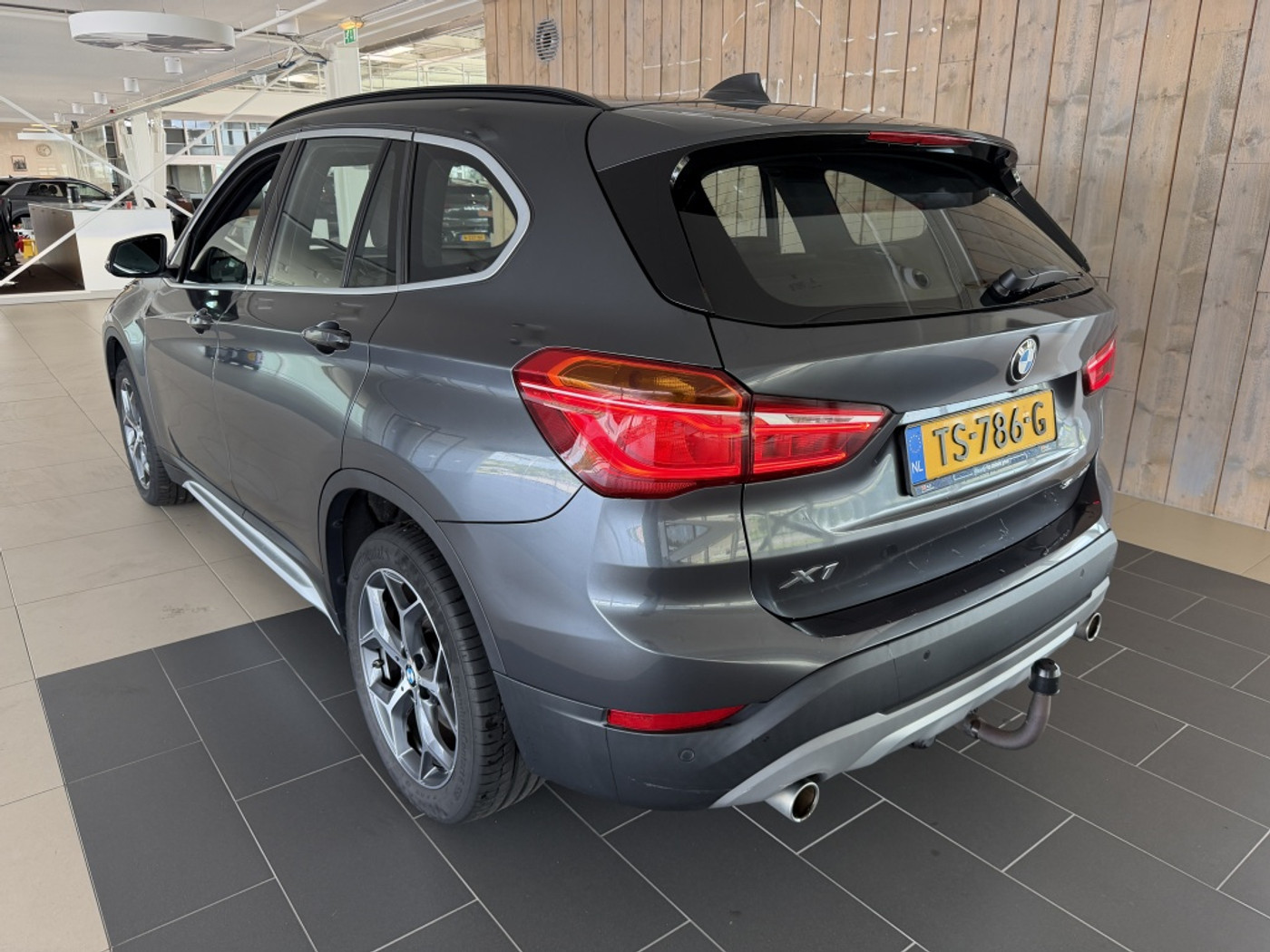Foto van BMW X1 Sdrive20i