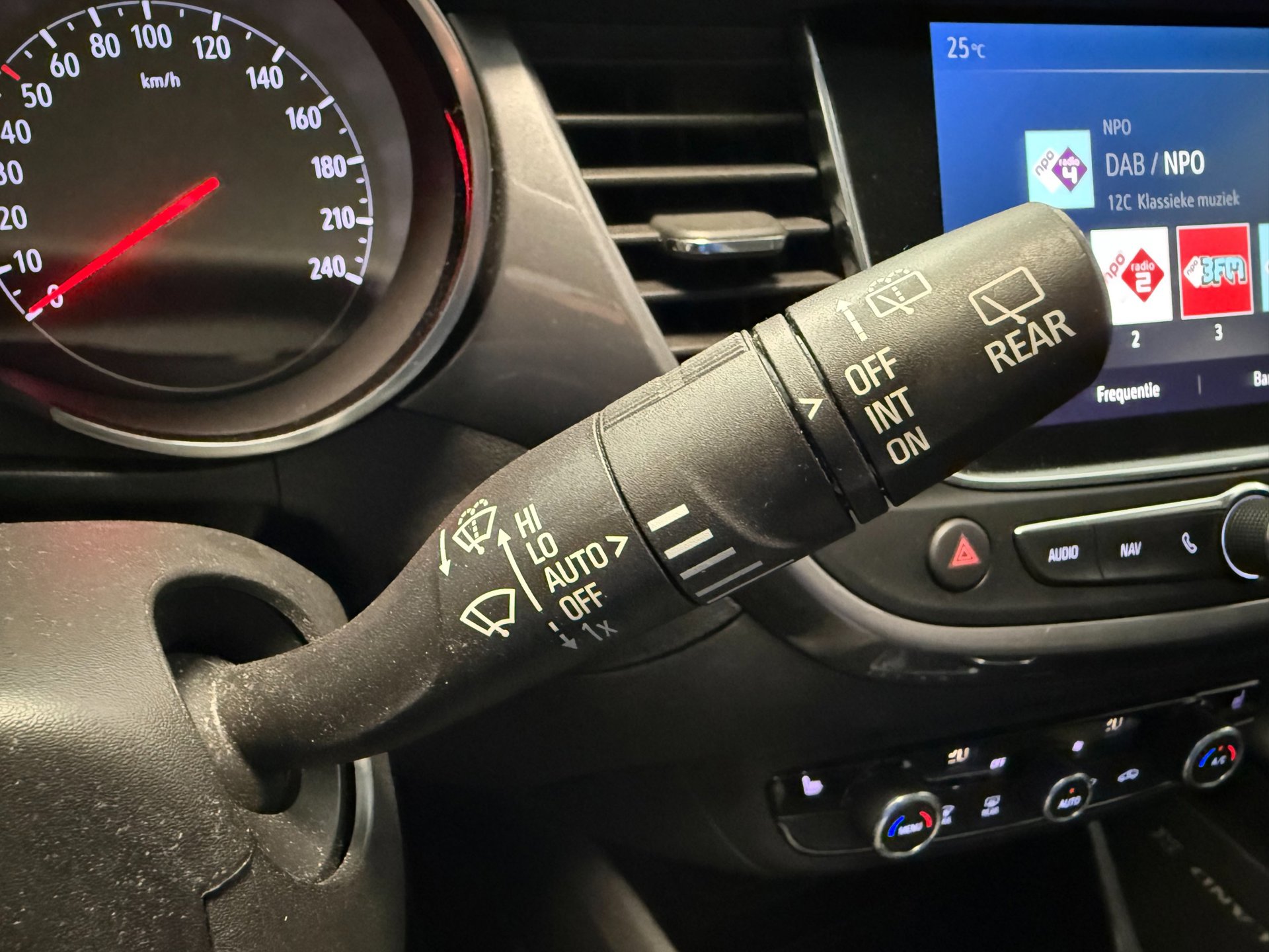 Foto van Opel Crossland X