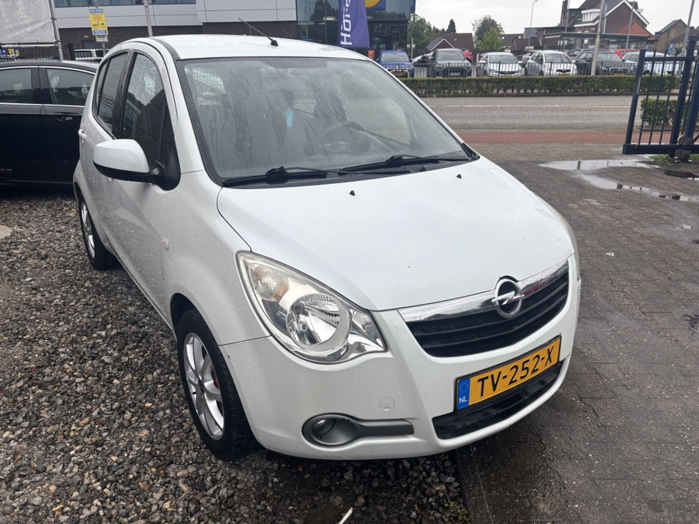 Foto van Opel Agila