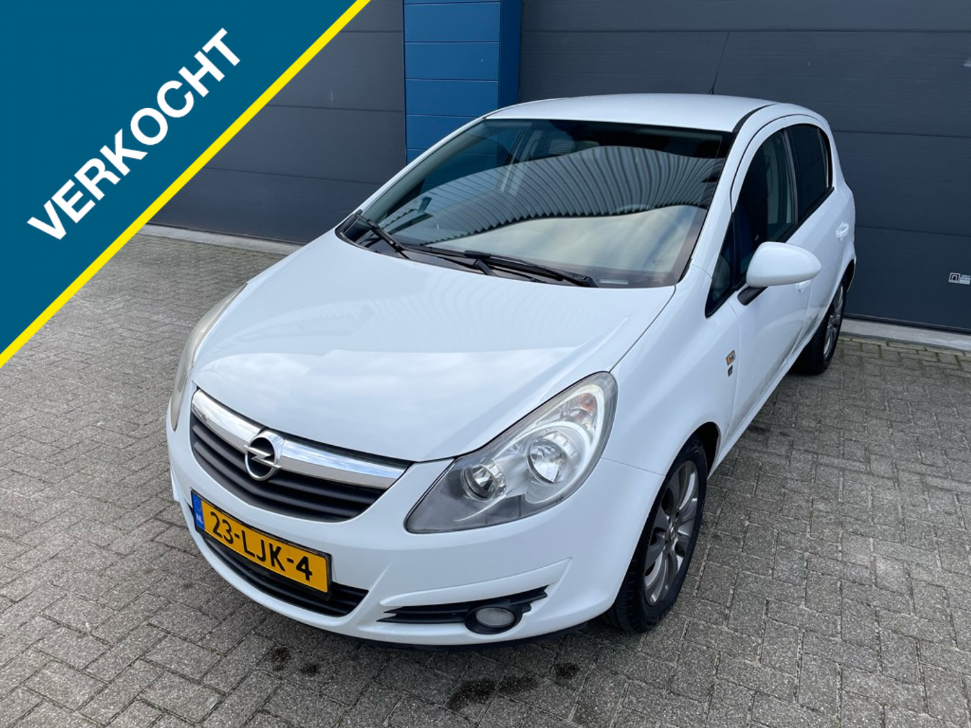 Opel Corsa 1.2-16V 111Edt Automaat  1eEignr Org 107.000km!! 2010 - voorkant