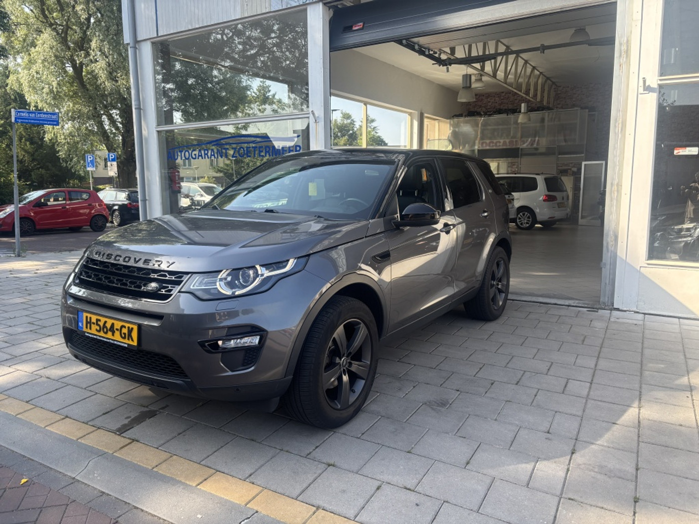 Land Rover Discovery Sport 2.0 TD4 HSE Luxury 2016 - voorkant