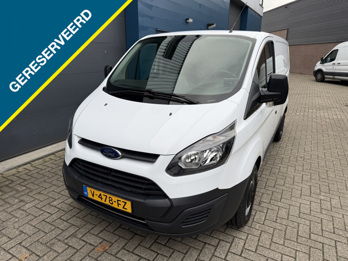 Ford Transit Custom 2.0TDCI 77kw Airco Trekhk Org.94.000km!! 2017 - voorkant