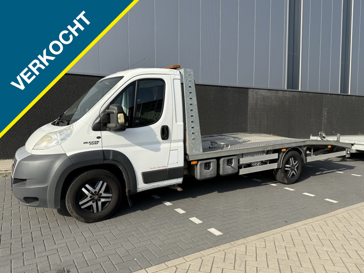 Fiat Fiat Ducato 40 3.0 power 180pk oprijwagen takelwagen 2014 - voorkant