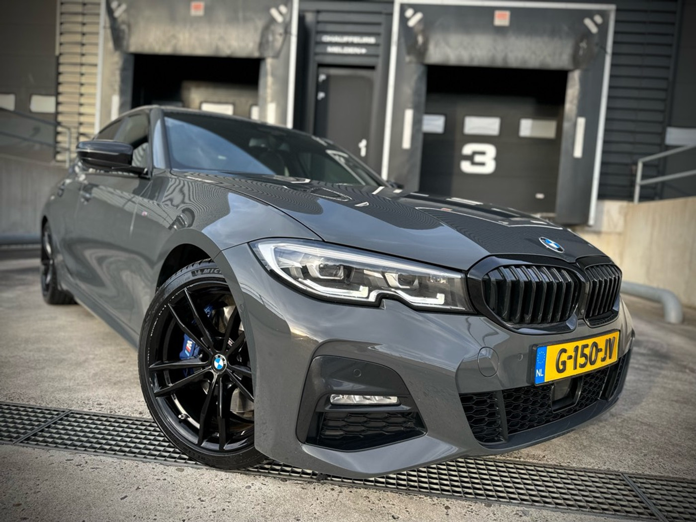 Foto van BMW 330i