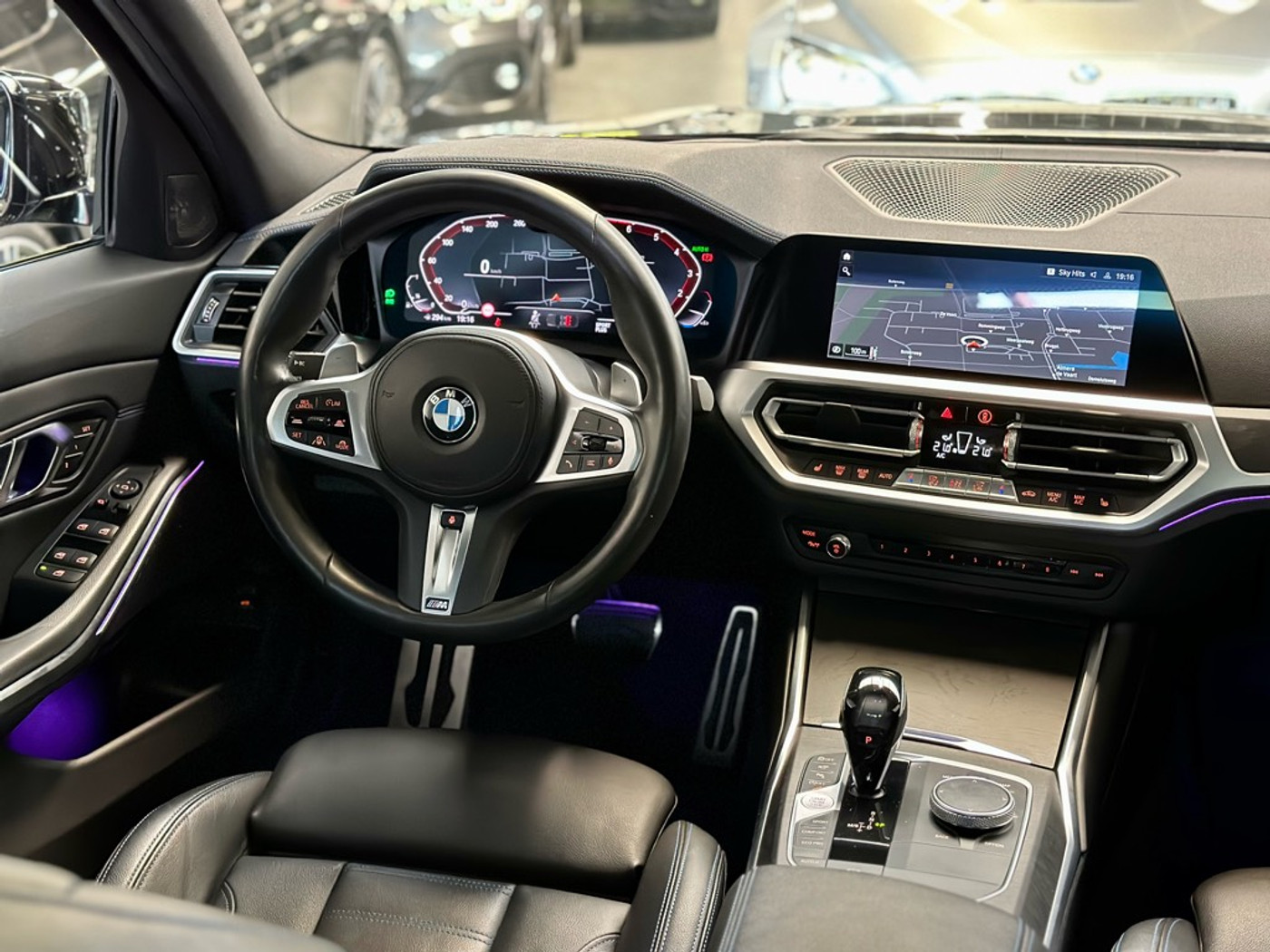 Foto van BMW 330i