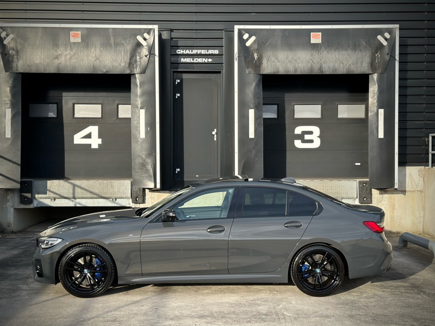 Foto van BMW 330i
