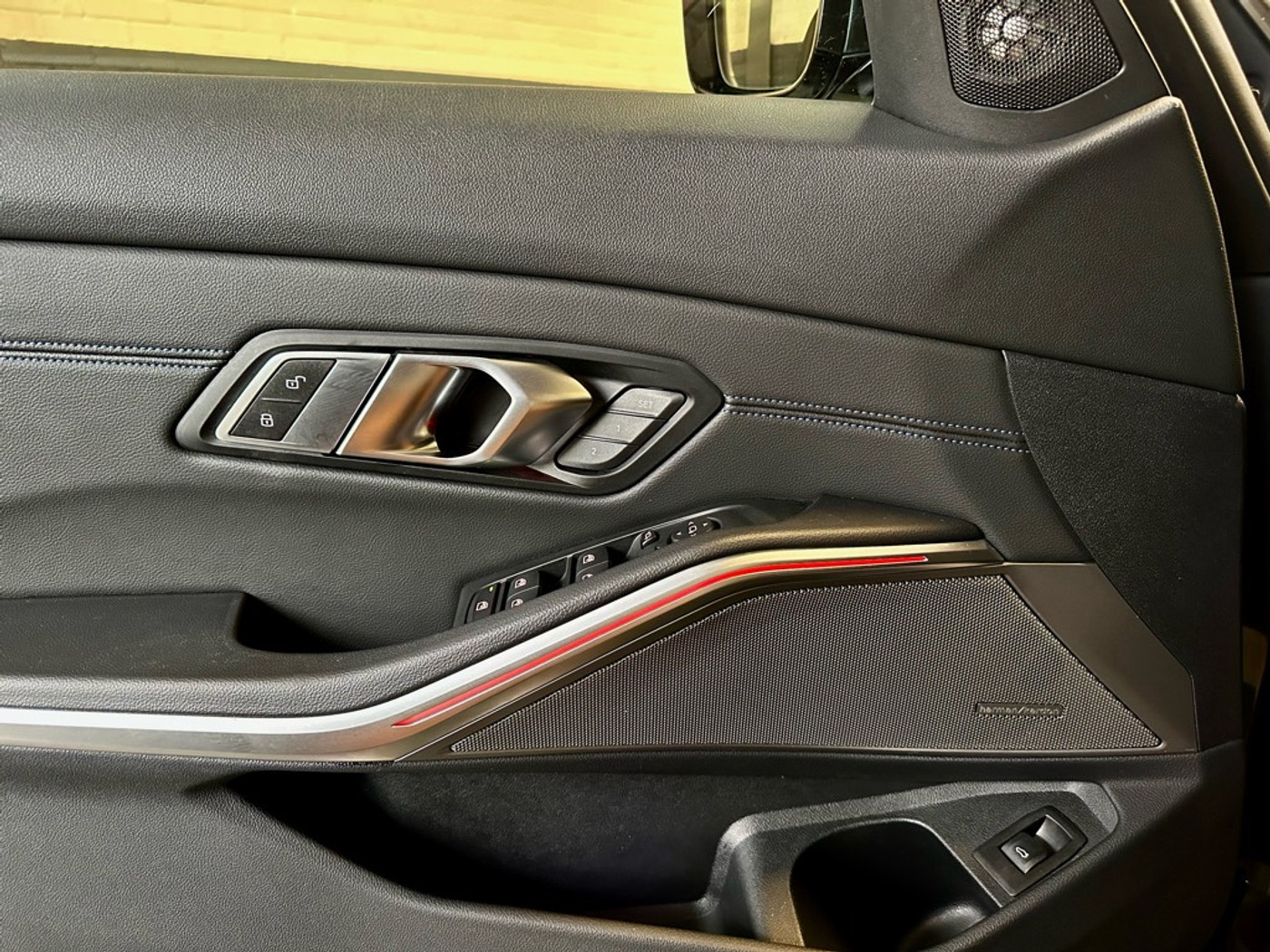 Foto van BMW 330i