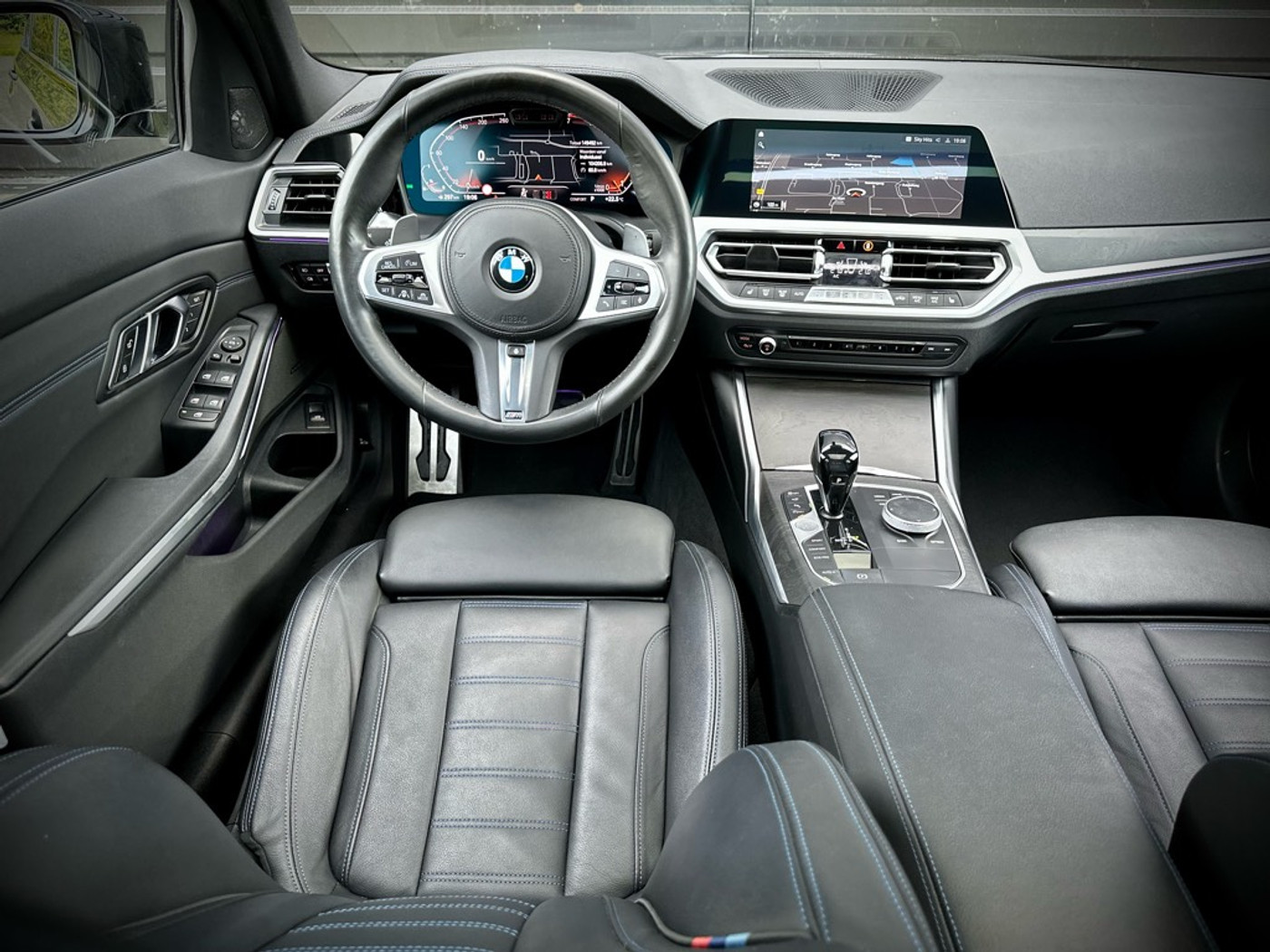 Foto van BMW 330i
