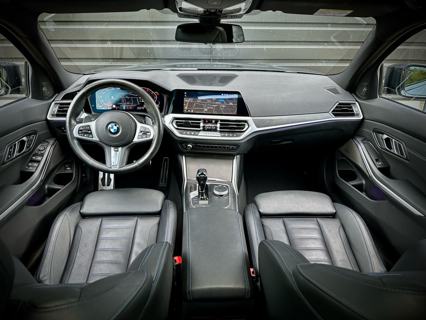 Foto van BMW 330i