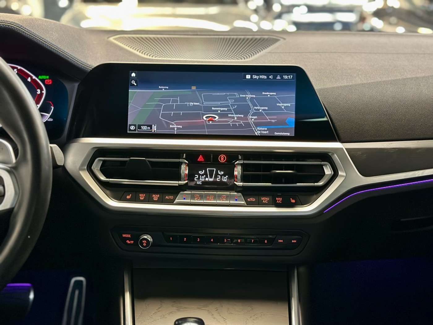 Foto van BMW 330i