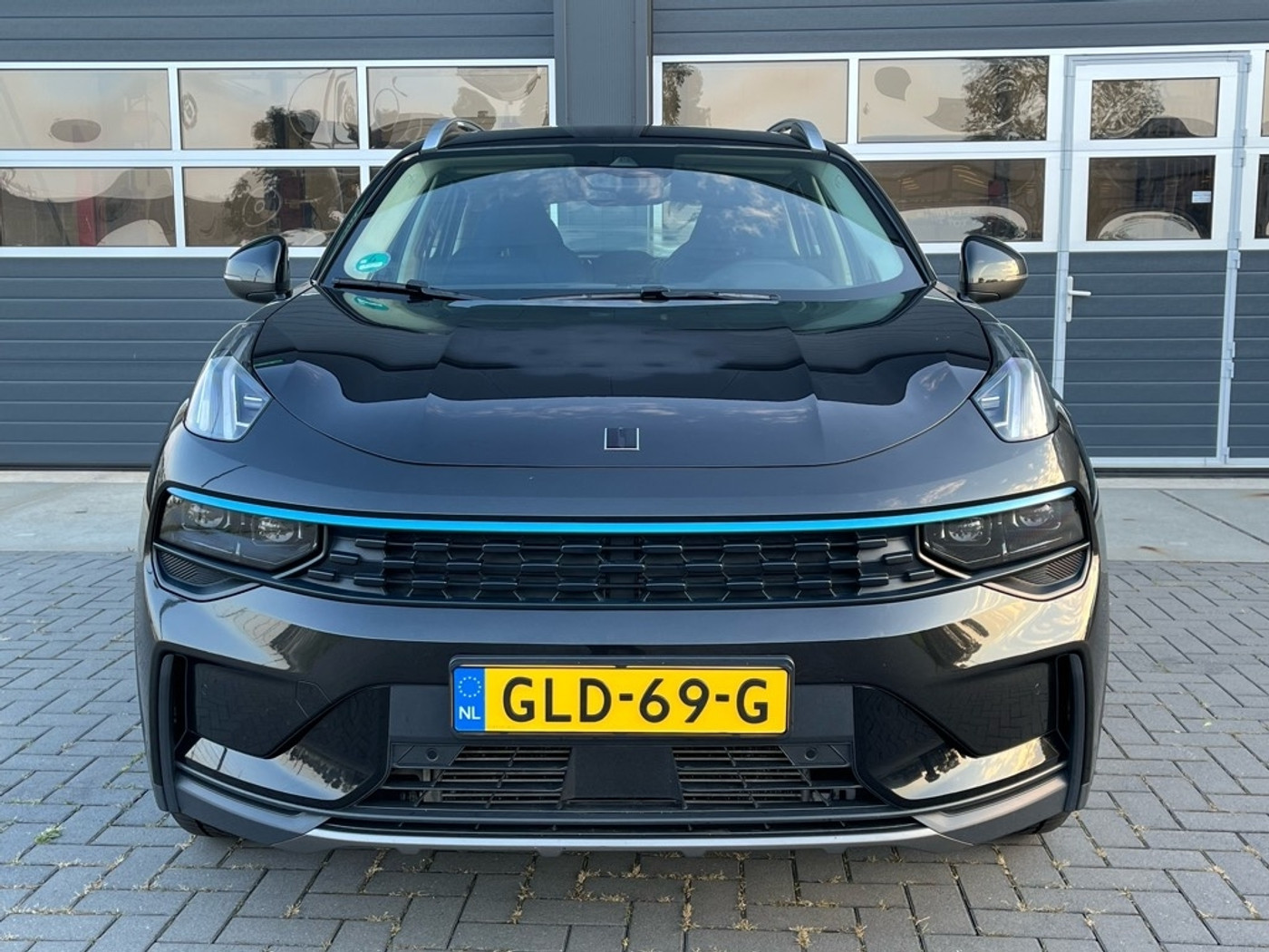 Foto van Lynk&co LYNK & Co 01