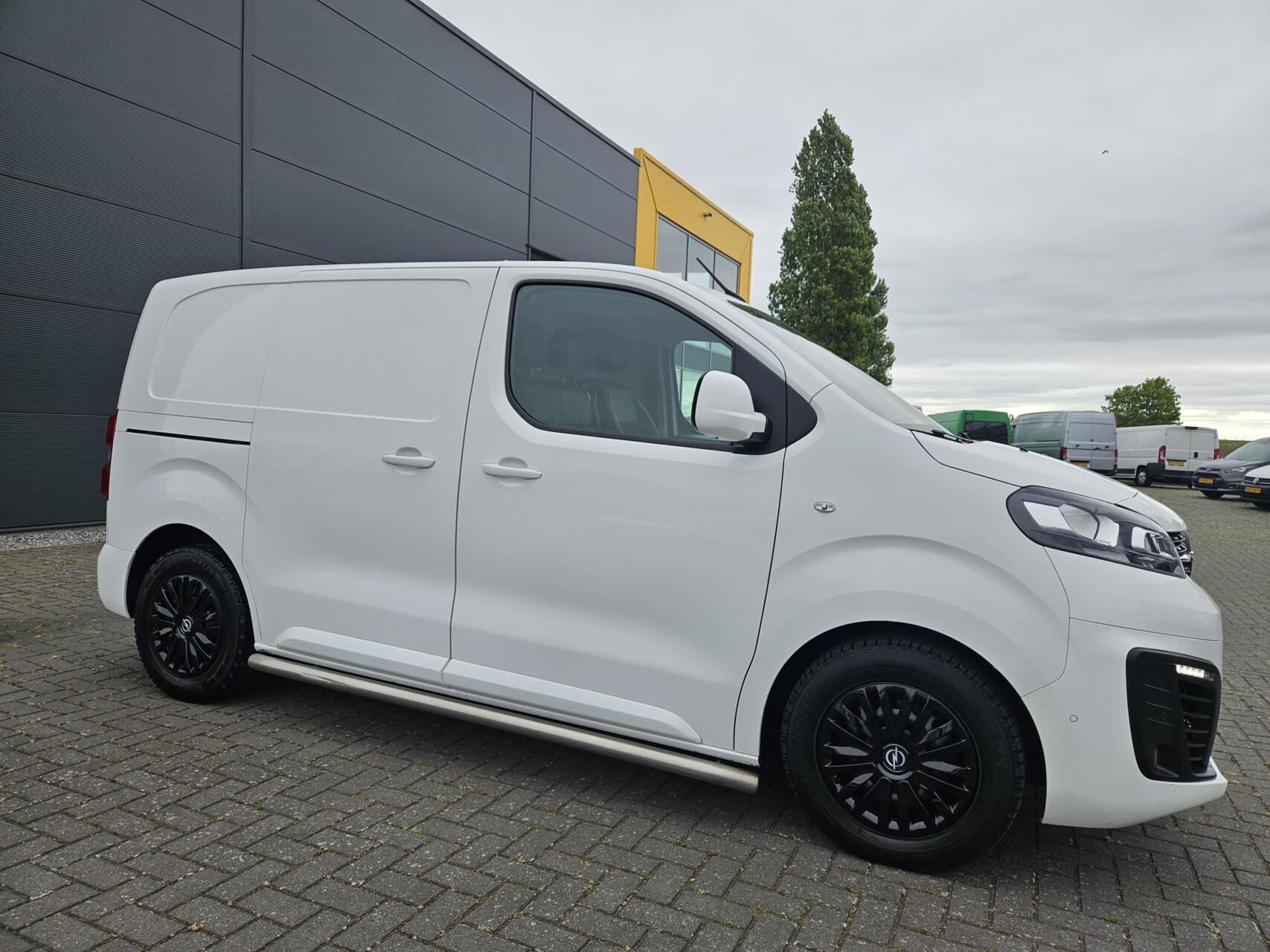 Foto van Opel Vivaro