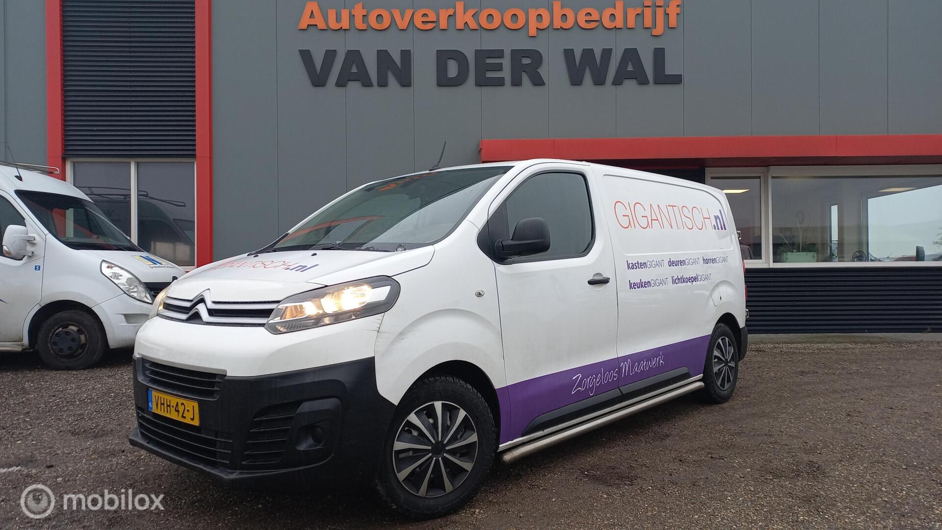 Citroen Jumpy 1.5 BlueHDI 100 M Club/MOTOR STUK!!! 2020 - voorkant